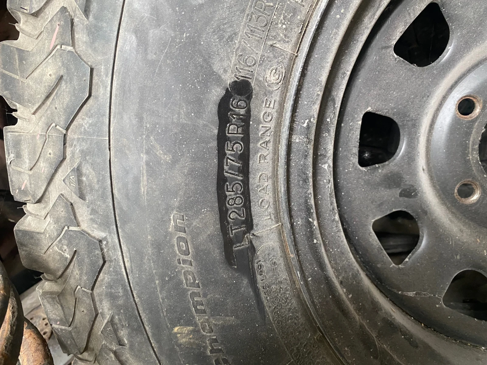 Гуми с джанти BF Goodrich 265/75R16, снимка 13 - Гуми и джанти - 54651878