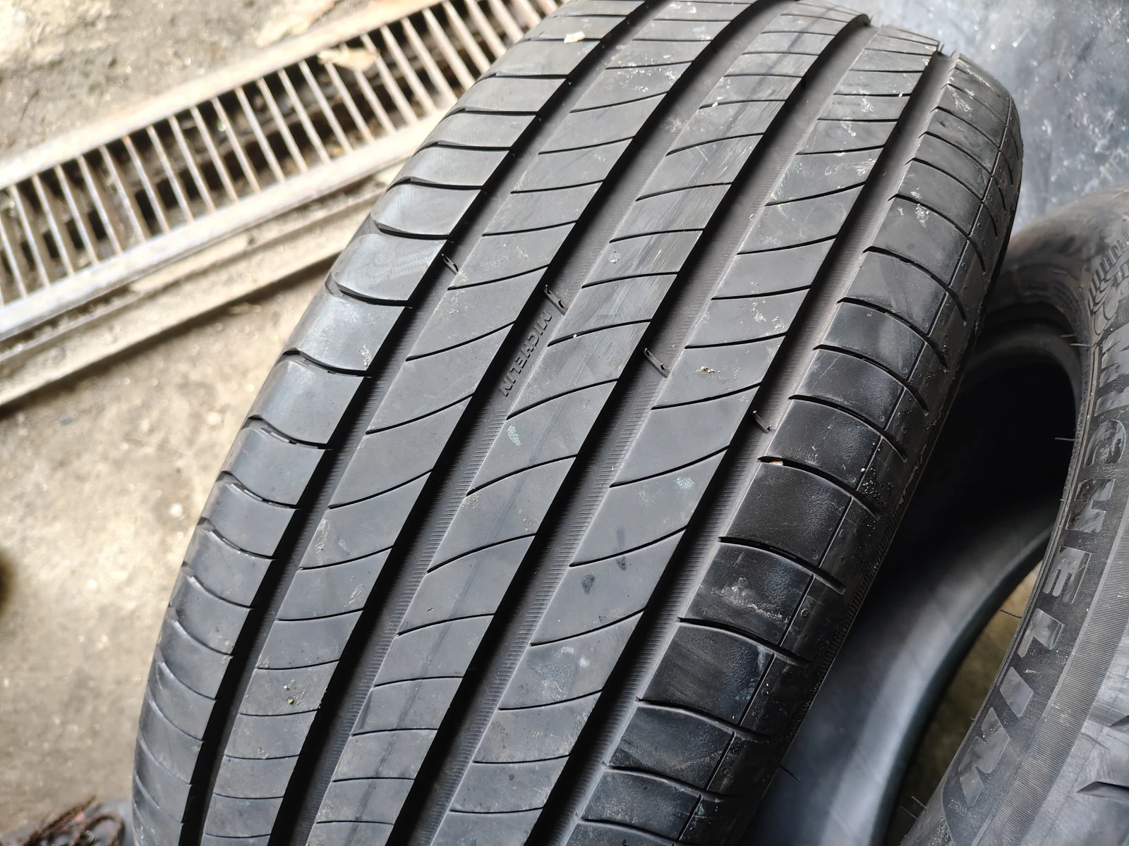 ���� 225/55R18 | Mobile.bg � ����������� 2