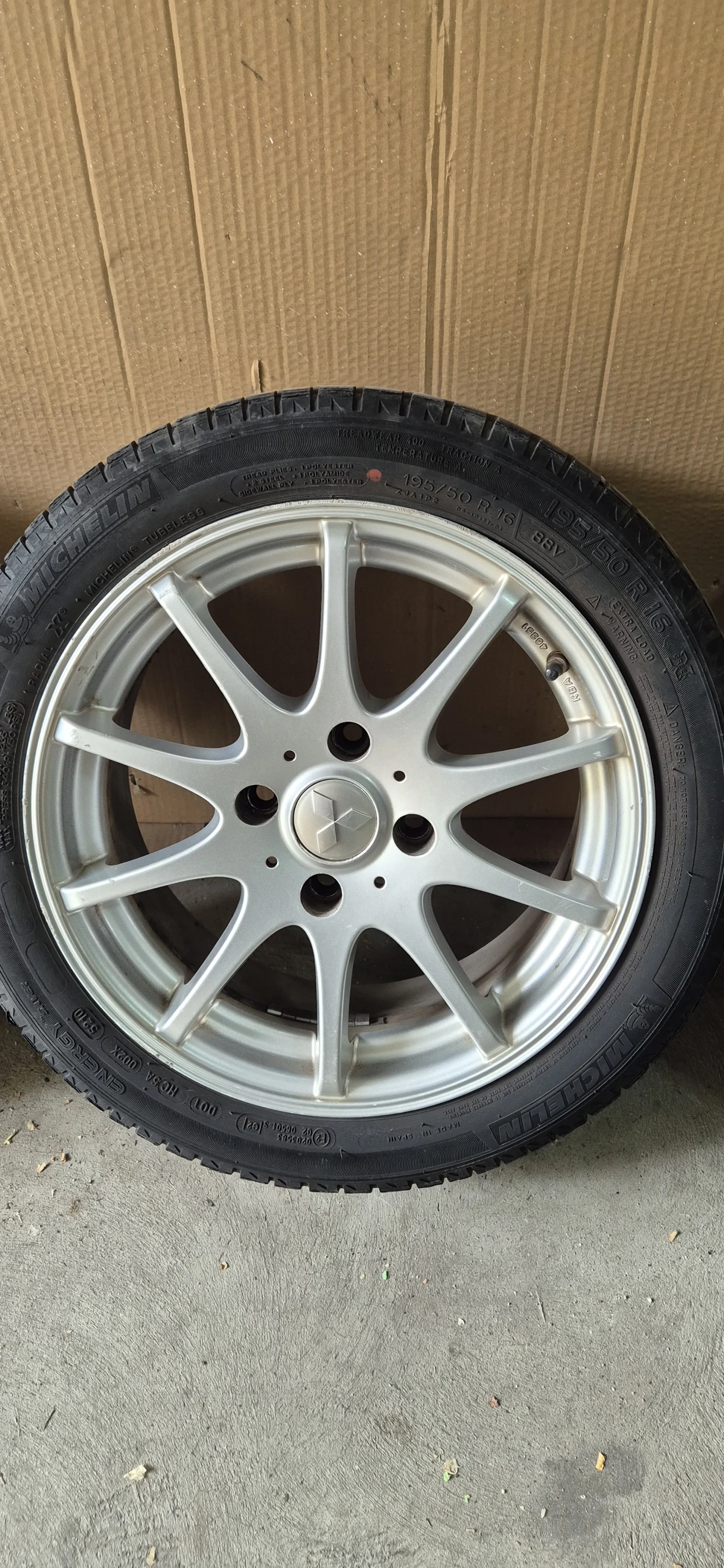 ���� � ������ 195/50R16 �� Mitsubishi | Mobile.bg � ����������� 2
