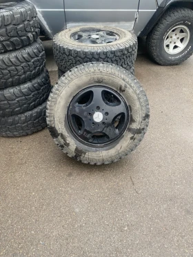 ����� �� �������� �� ���� � ������ 265/75R16 �� Mercedes-Benz G
