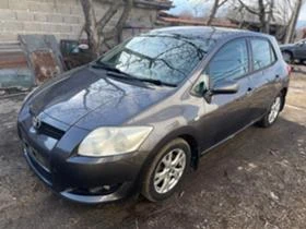 Toyota Auris 2.0D-4D 126к.с На Части, снимка 2