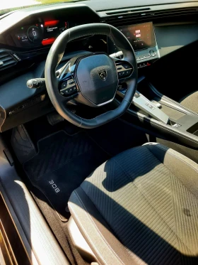 Peugeot 308 Active Pack EAT8 full service, LED I-Cockpit Navi , снимка 13