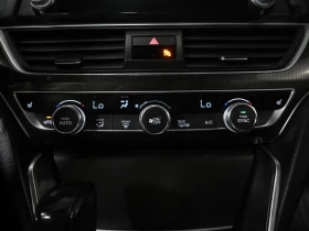 Honda Accord Sport* Шибидах* CarPlay* Следене на ленти - 26130 лв. - 66528972 12