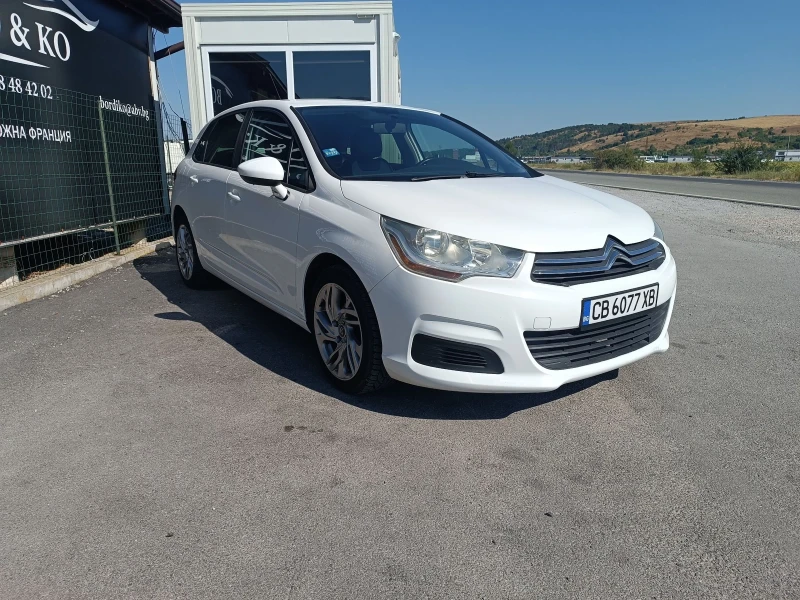 Citroen C4 ОБСЛУЖЕНА ВСИЧКО ПЛАТЕНО, снимка 3 - Автомобили и джипове - 48234113