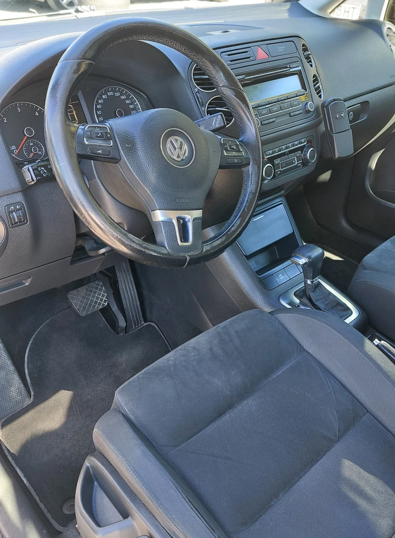 VW Golf Plus, снимка 4 - Автомобили и джипове - 47778381