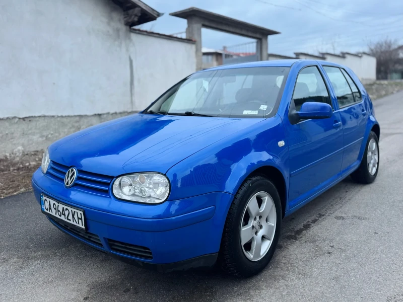 VW Golf 1.6 SR, снимка 2 - Автомобили и джипове - 48709982