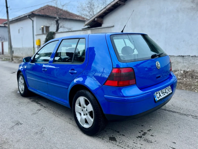 VW Golf 1.6 SR, снимка 3 - Автомобили и джипове - 48709982