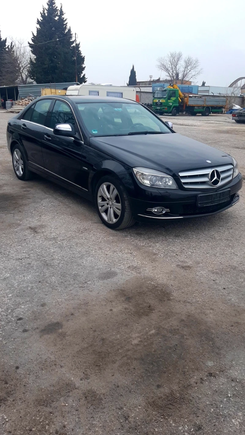 Mercedes-Benz C 220 Avantgarde, снимка 3 - Автомобили и джипове - 49366582