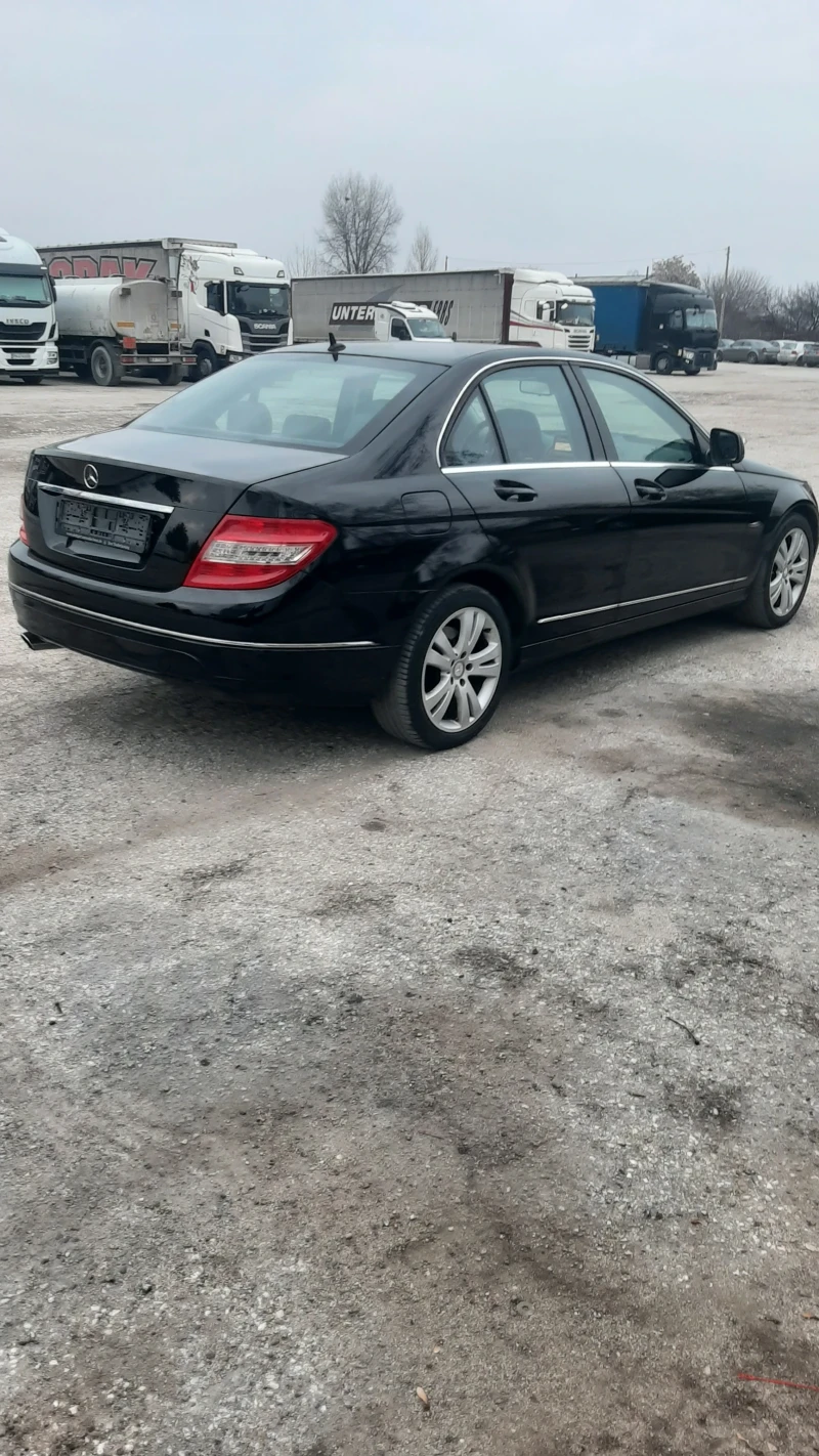 Mercedes-Benz C 220 Avantgarde, снимка 6 - Автомобили и джипове - 49366582