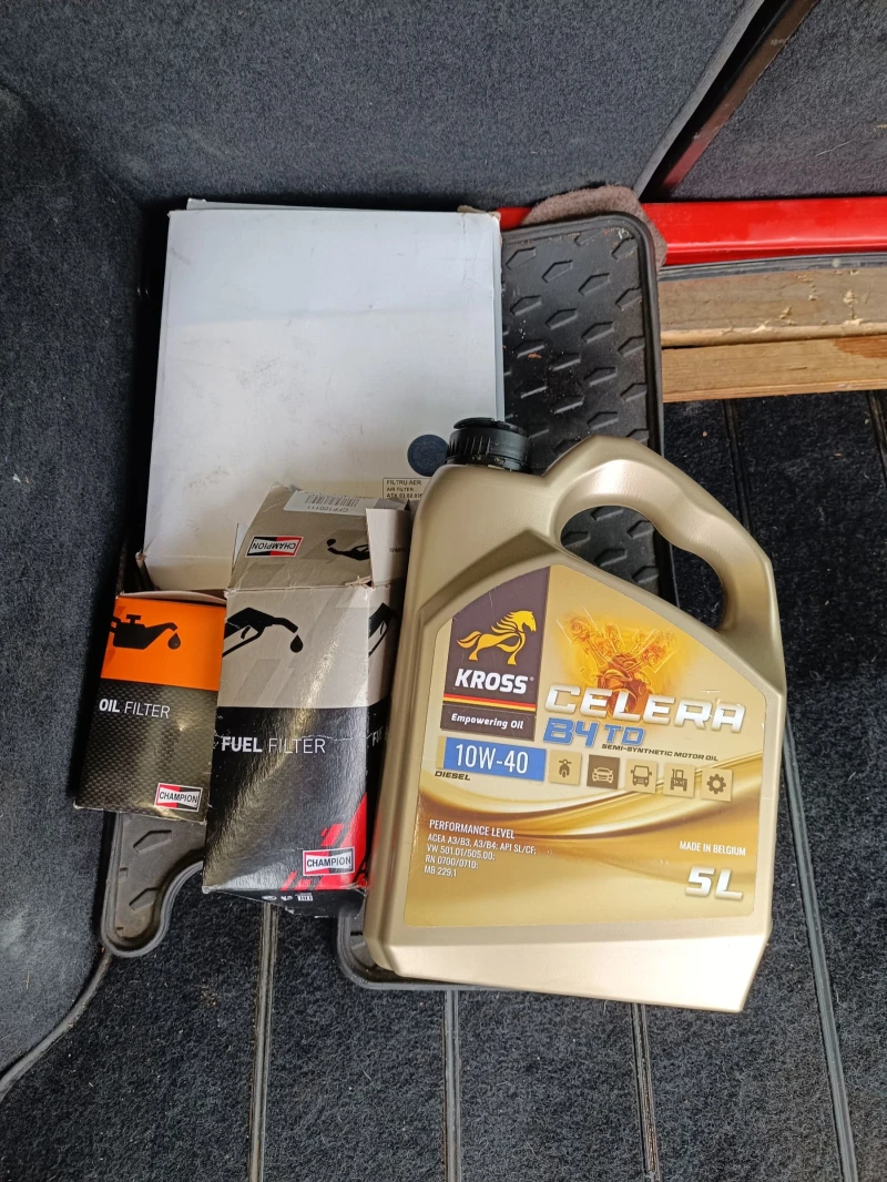 VW Passat, снимка 13 - Автомобили и джипове - 52584997