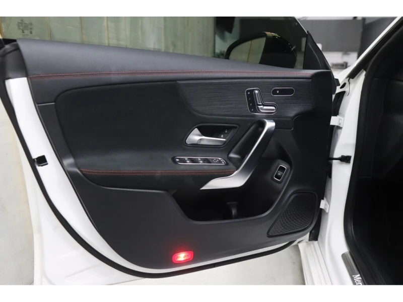 Mercedes-Benz CLA * 250 4MATIC Coupe AMG, NIGHT, TECH, PREMIUM * CAR, снимка 10 - Автомобили и джипове - 52794199