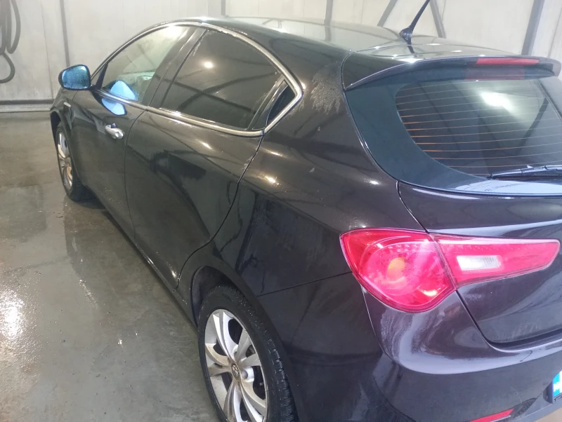 Alfa Romeo Giulietta 1.6JTD, снимка 13 - Автомобили и джипове - 53295766