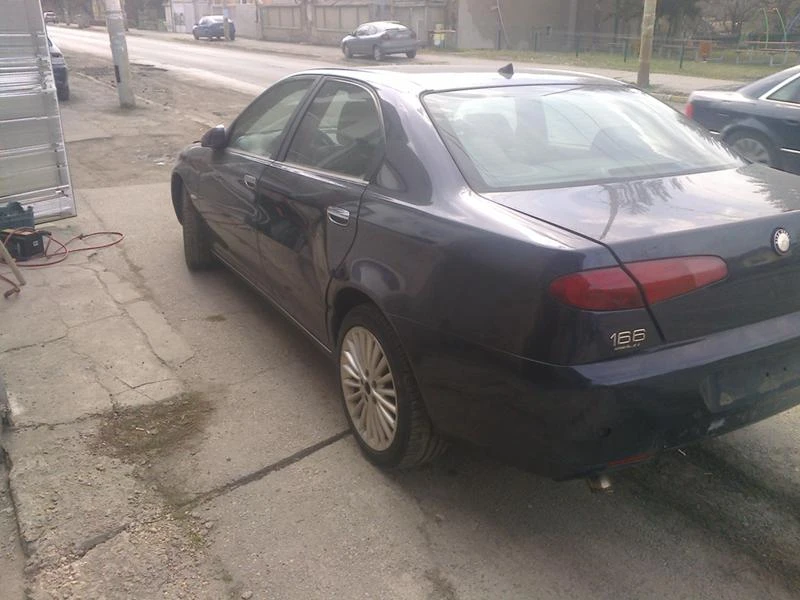 Alfa Romeo 166 2.4 20V JTD, снимка 4 - Автомобили и джипове - 17726034