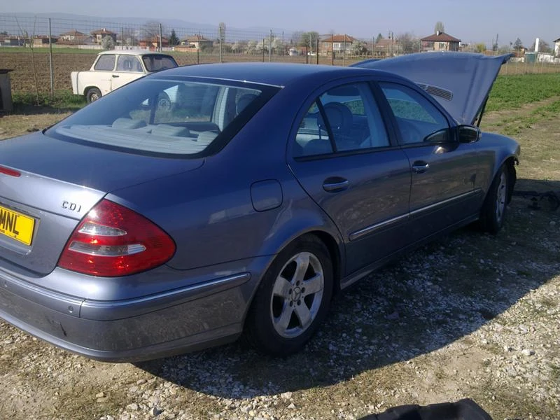 Mercedes-Benz E 270 3 броя , снимка 2 - Автомобили и джипове - 19290761