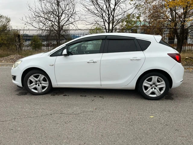 Opel Astra 1.7 CDTI - изображение 5