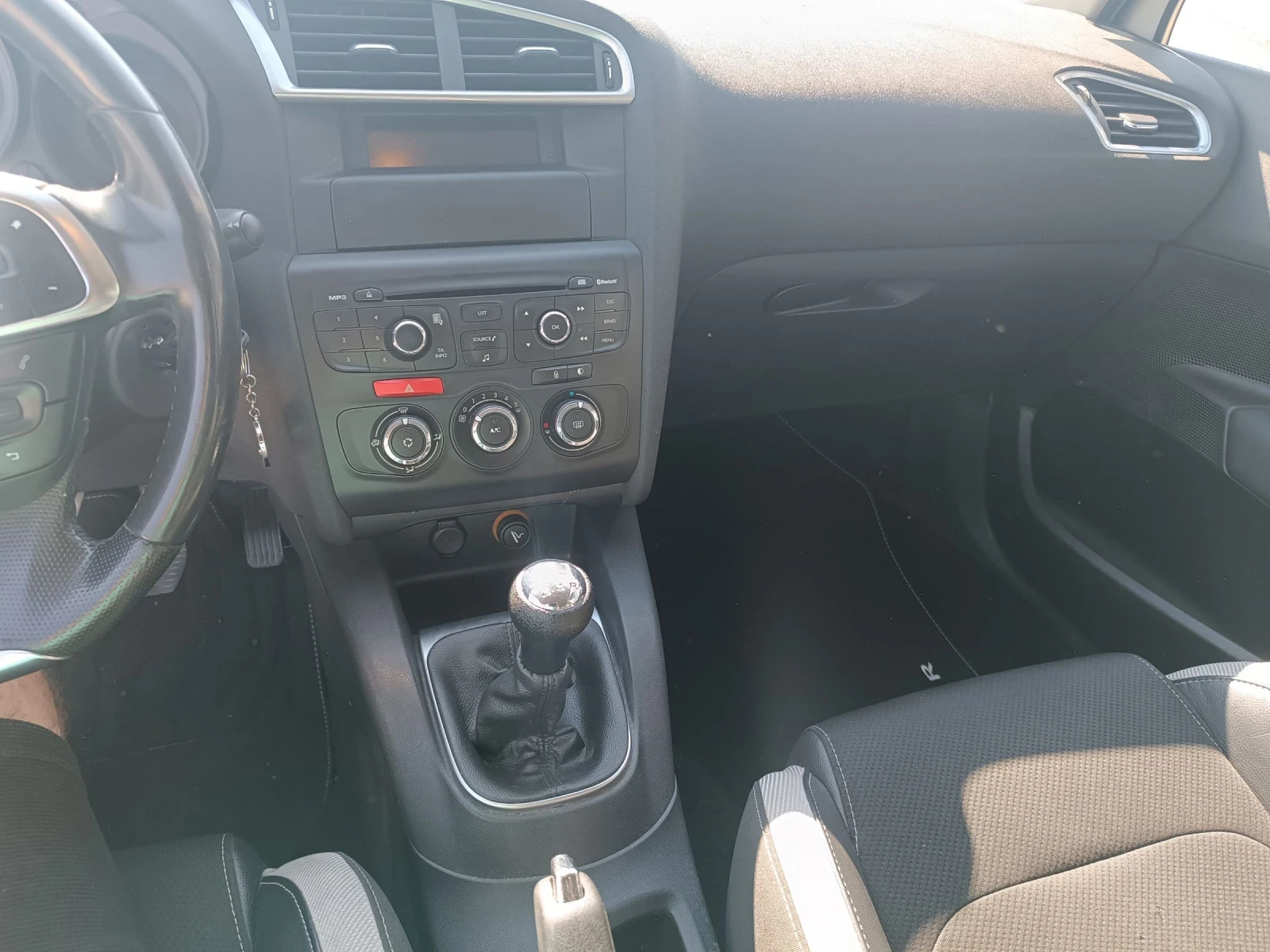 Citroen C4 ОБСЛУЖЕНА ВСИЧКО ПЛАТЕНО | Mobile.bg — изображение 11