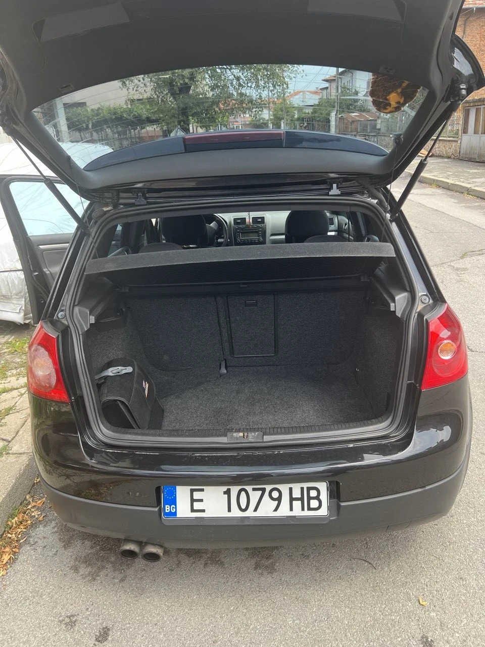 VW Golf 5 2.0 FSI 200ks - изображение 8