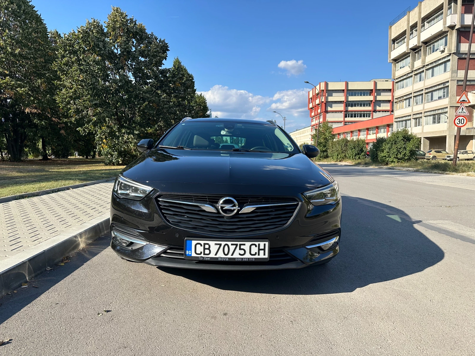 Opel Insignia B Innovation - изображение 2