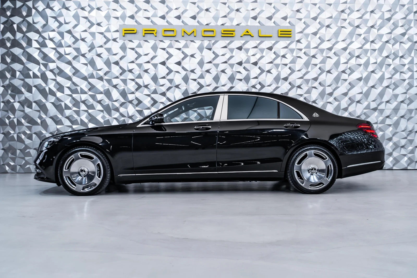 Mercedes-Benz S 560 Maybach styling* Burm* Pano - изображение 6