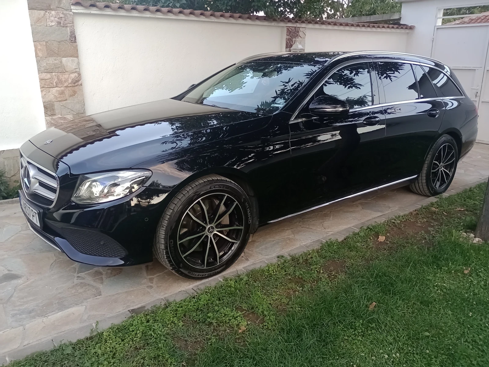 Mercedes-Benz E 350 CDI 9G Tronik - изображение 8