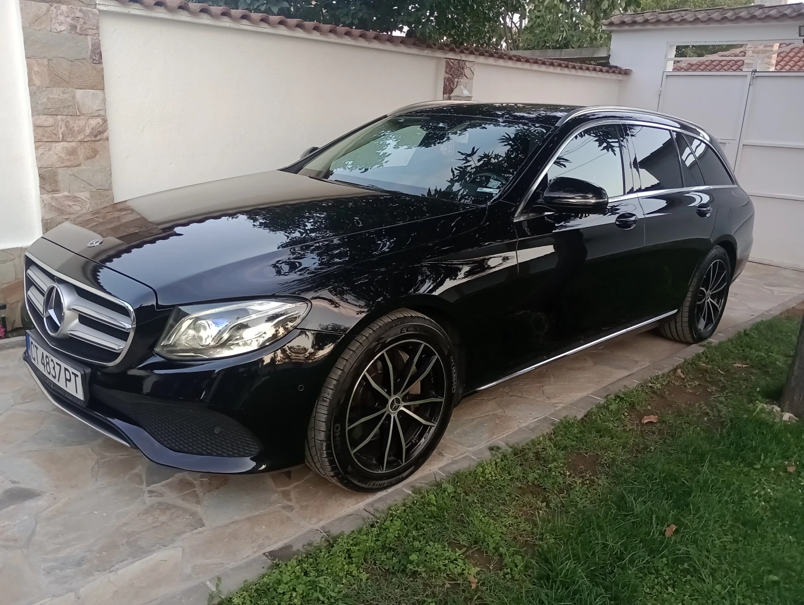 Mercedes-Benz E 350 CDI 9G Tronik - изображение 4