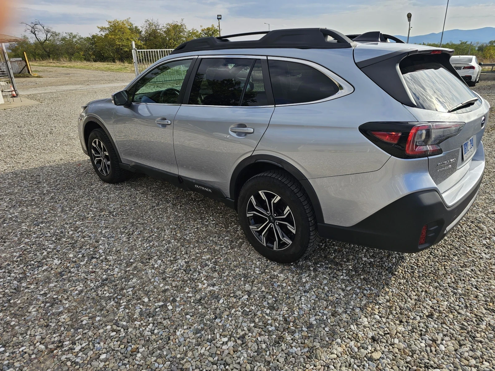 Subaru Outback Luxx - изображение 7