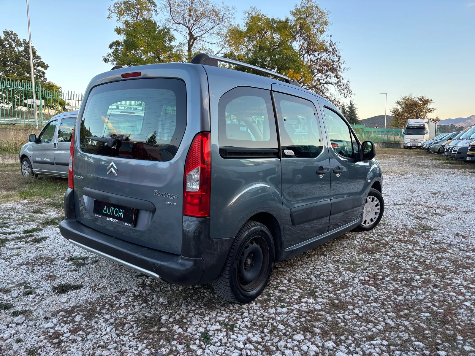 Citroen Berlingo XTR КЛИМА БЛОКАЖИ - изображение 4