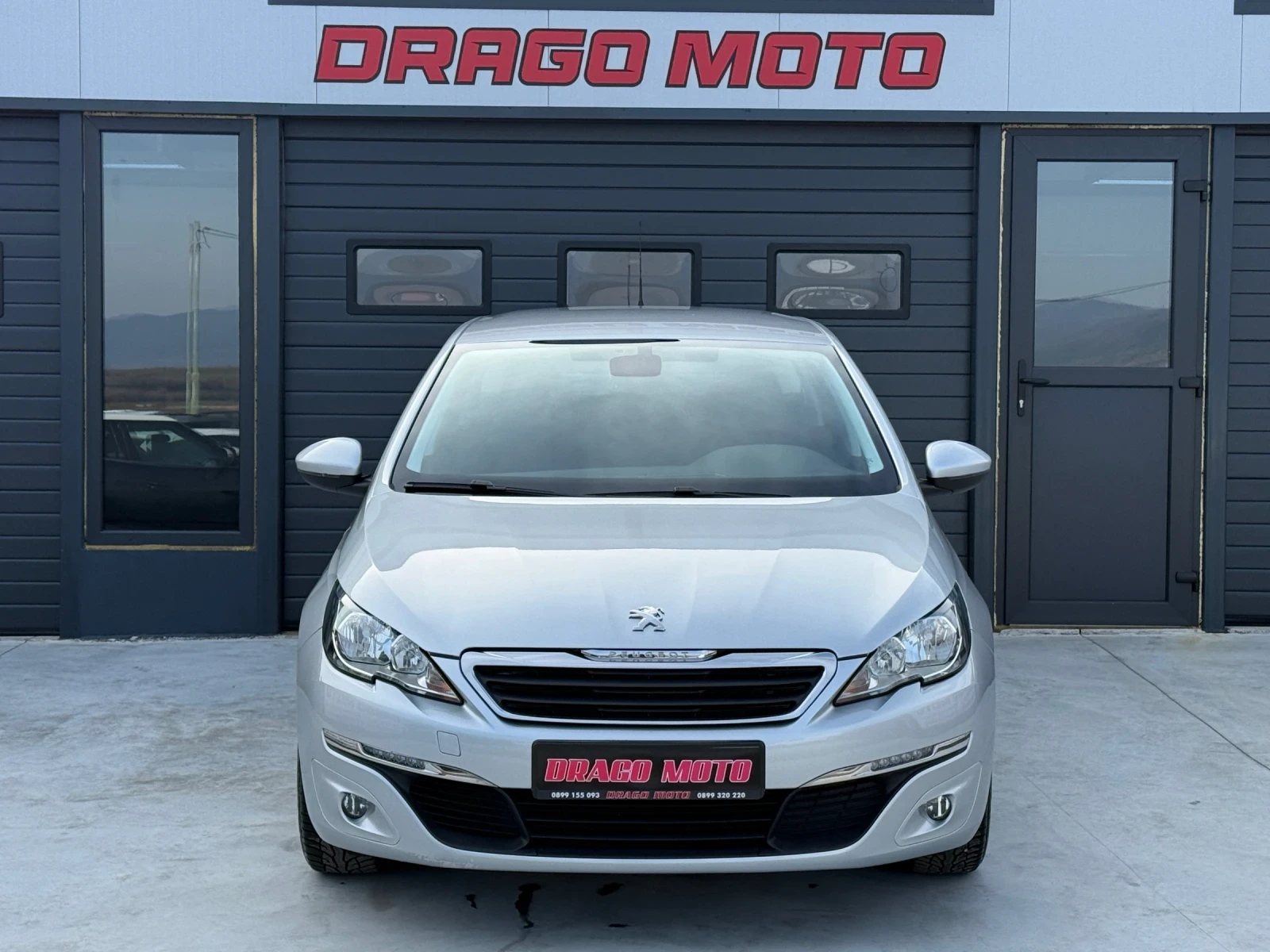 Peugeot 308 1.6BlueHDi, LED, * 206 000км* Навигация! Уникат!, снимка 2 - Автомобили и джипове - 53707036