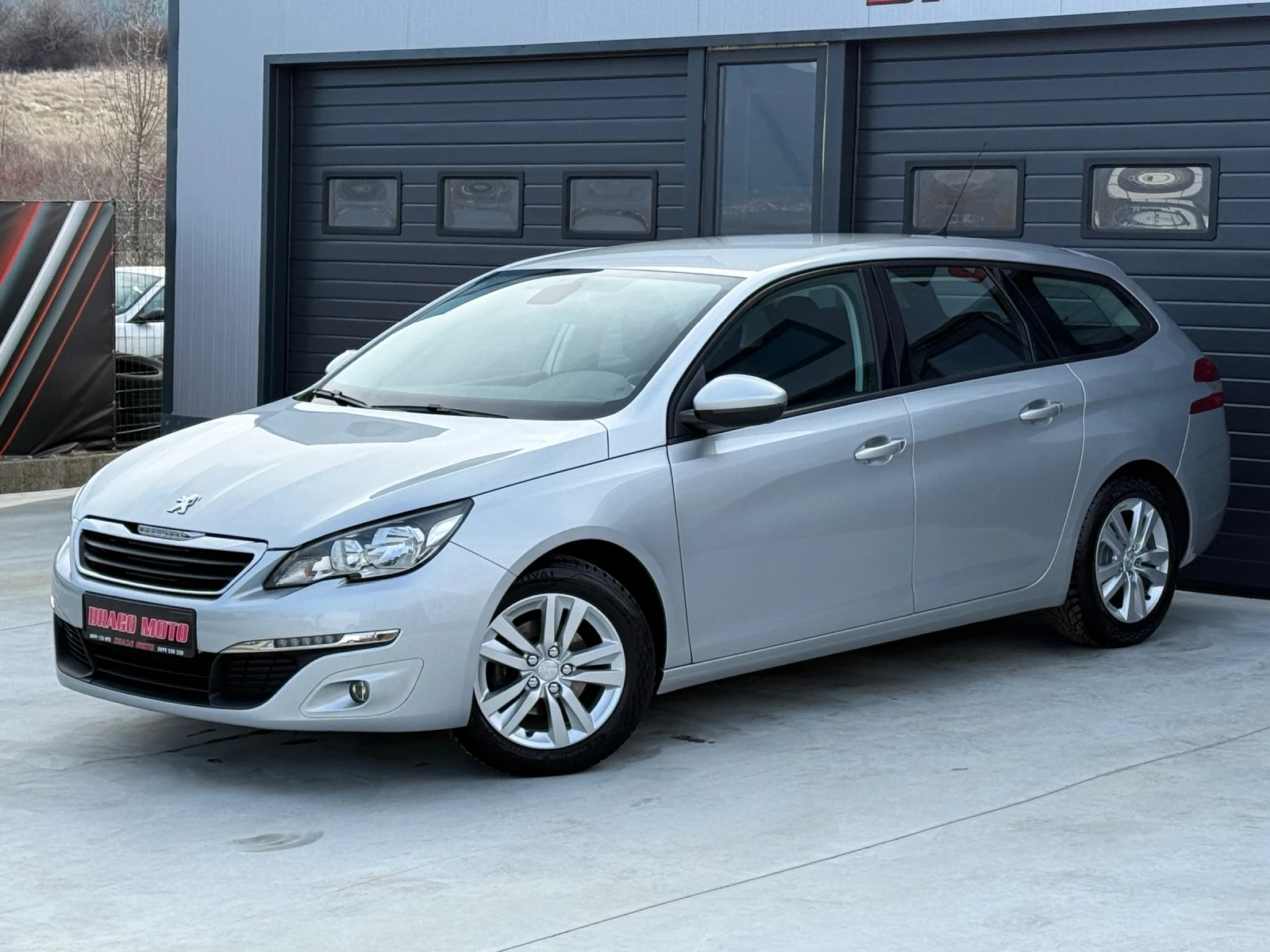 Peugeot 308 1.6BlueHDi, LED, * 206 000км* Навигация! Уникат!, снимка 3 - Автомобили и джипове - 53707036