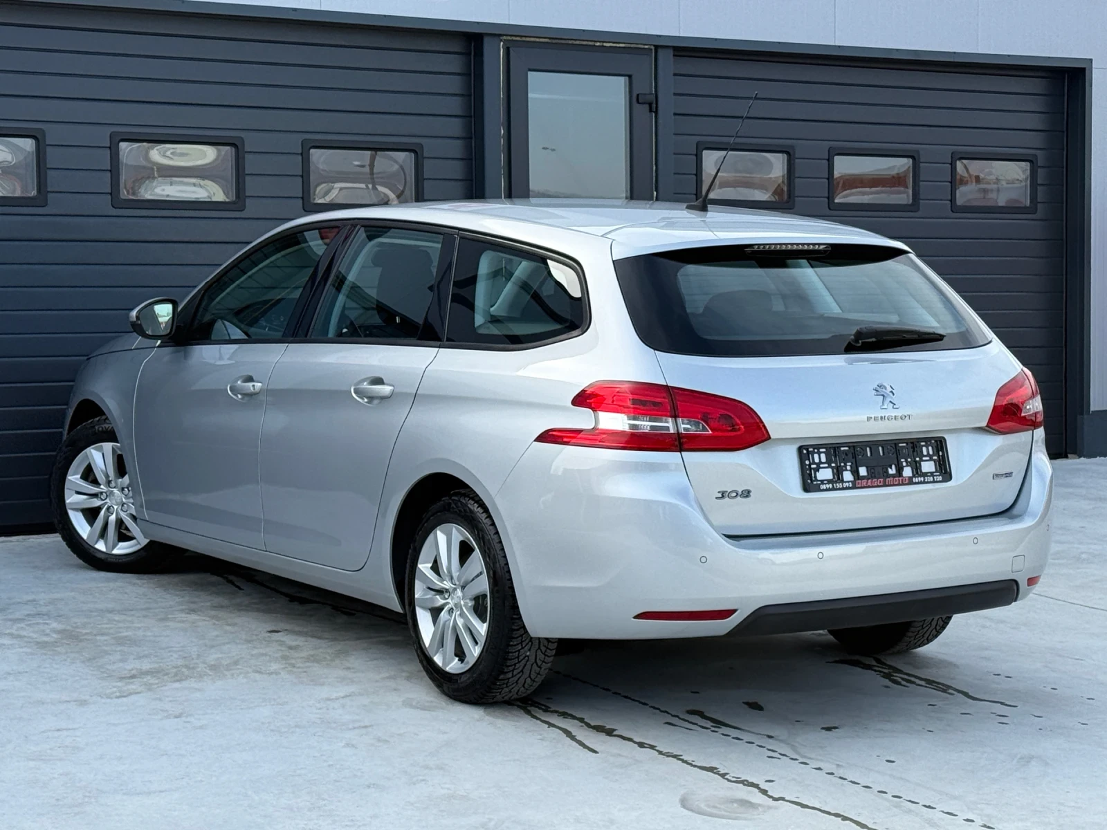 Peugeot 308 1.6BlueHDi, LED, * 206 000км* Навигация! Уникат!, снимка 4 - Автомобили и джипове - 53707036