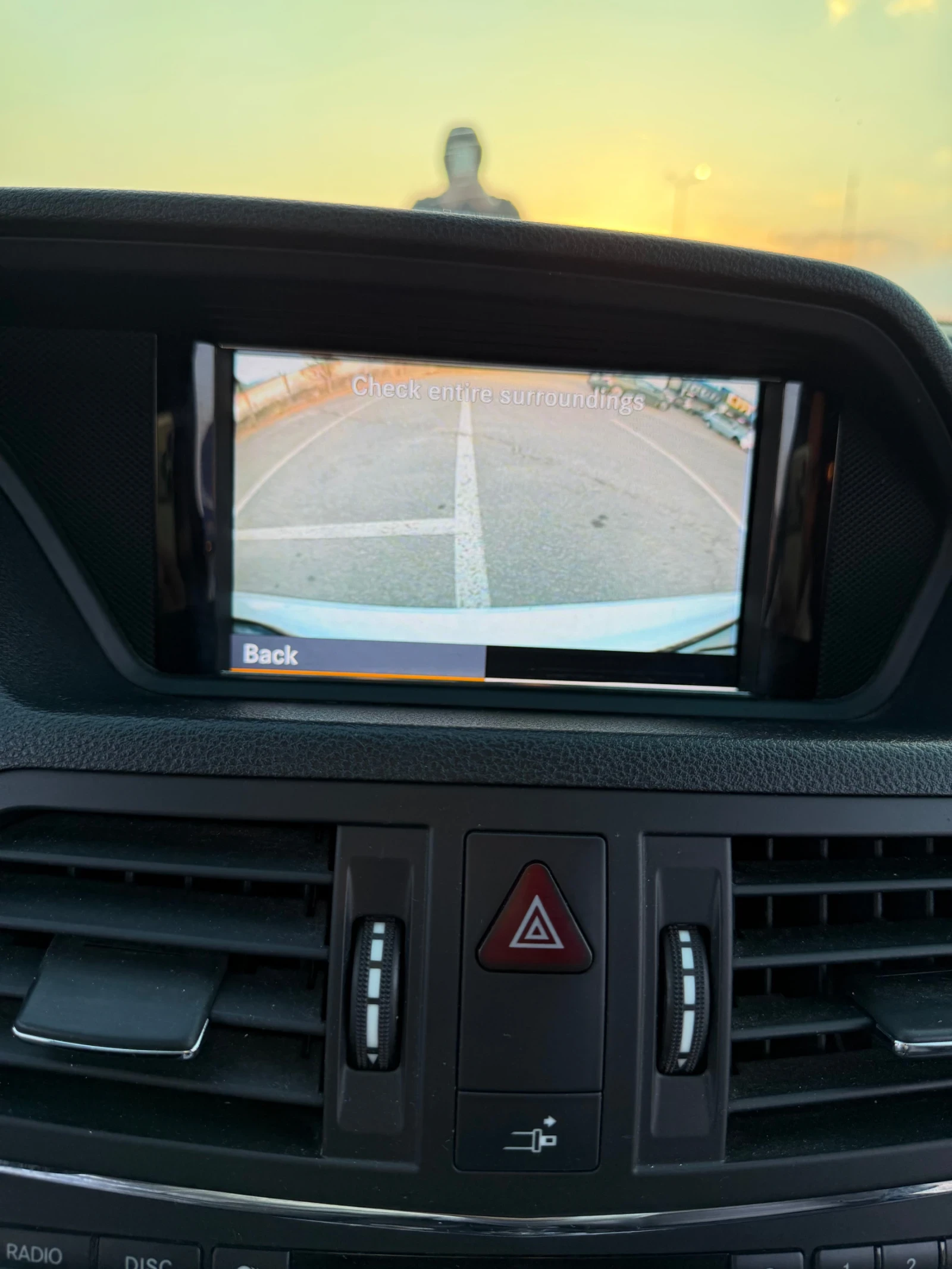 Mercedes-Benz E 350 AMG PACK CARPLAY CAMERA FULL, снимка 9 - Автомобили и джипове - 53867141