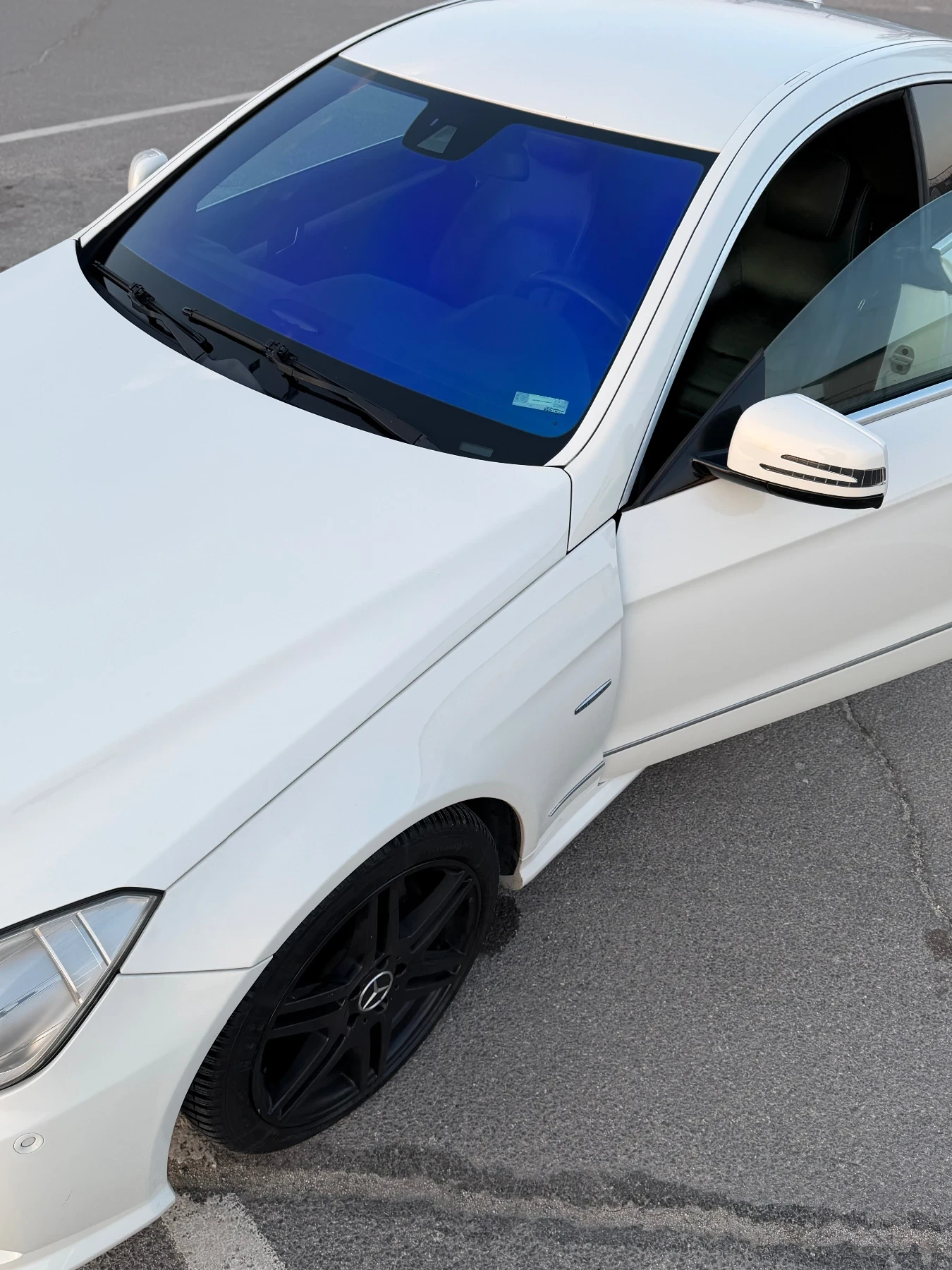 Mercedes-Benz E 350 AMG PACK CARPLAY CAMERA FULL, снимка 2 - Автомобили и джипове - 53867141