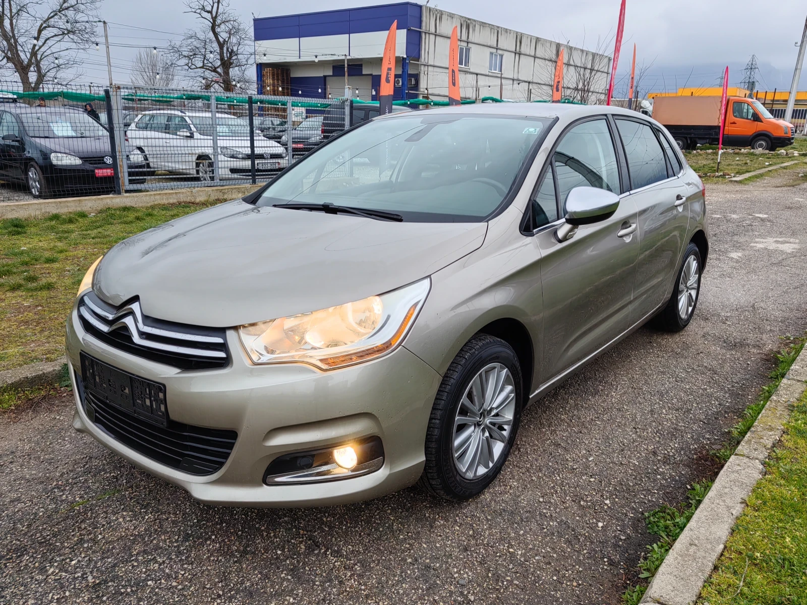 Citroen C4 1.4i  95ps