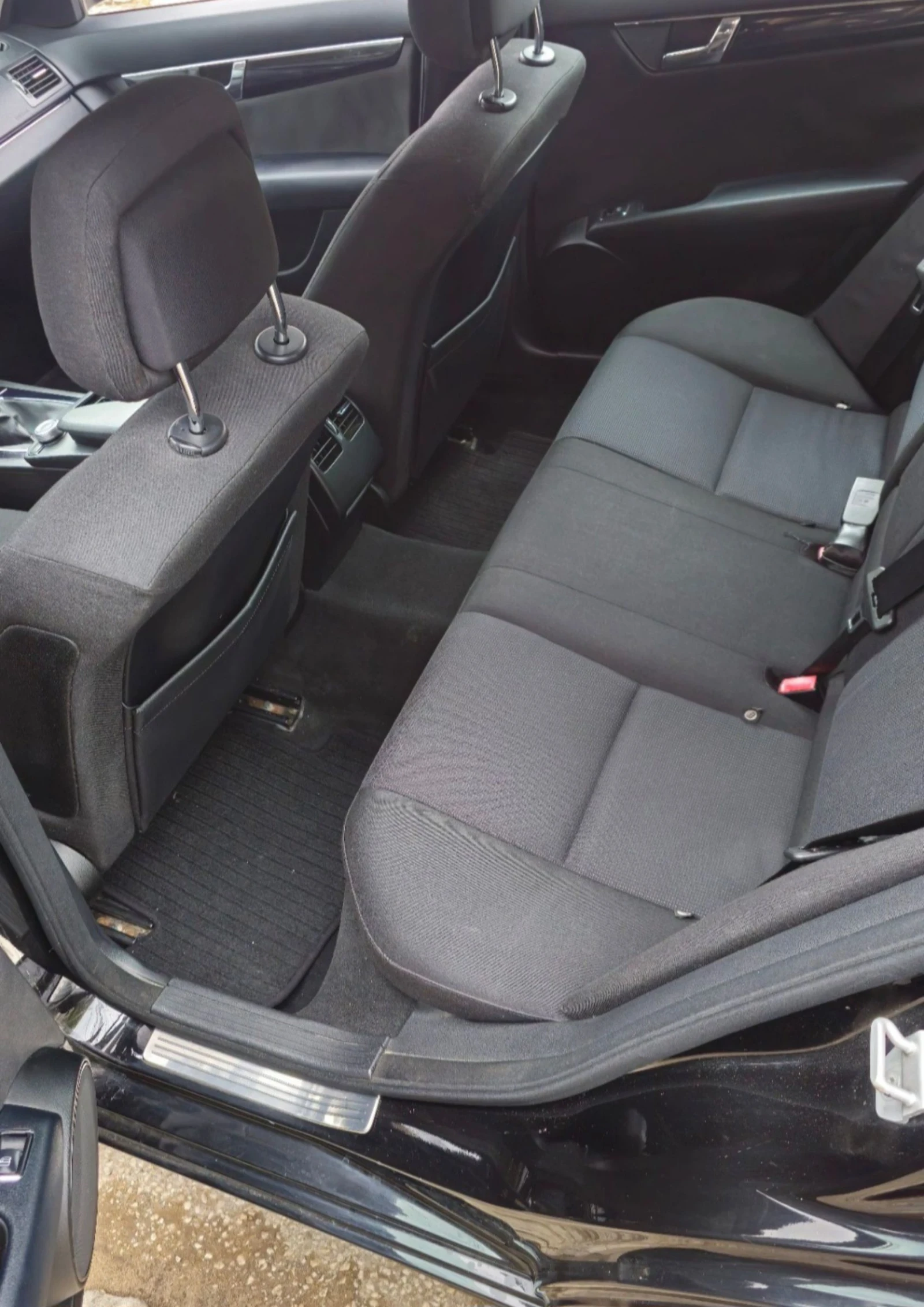 Mercedes-Benz C 200, снимка 7 - Автомобили и джипове - 53998311