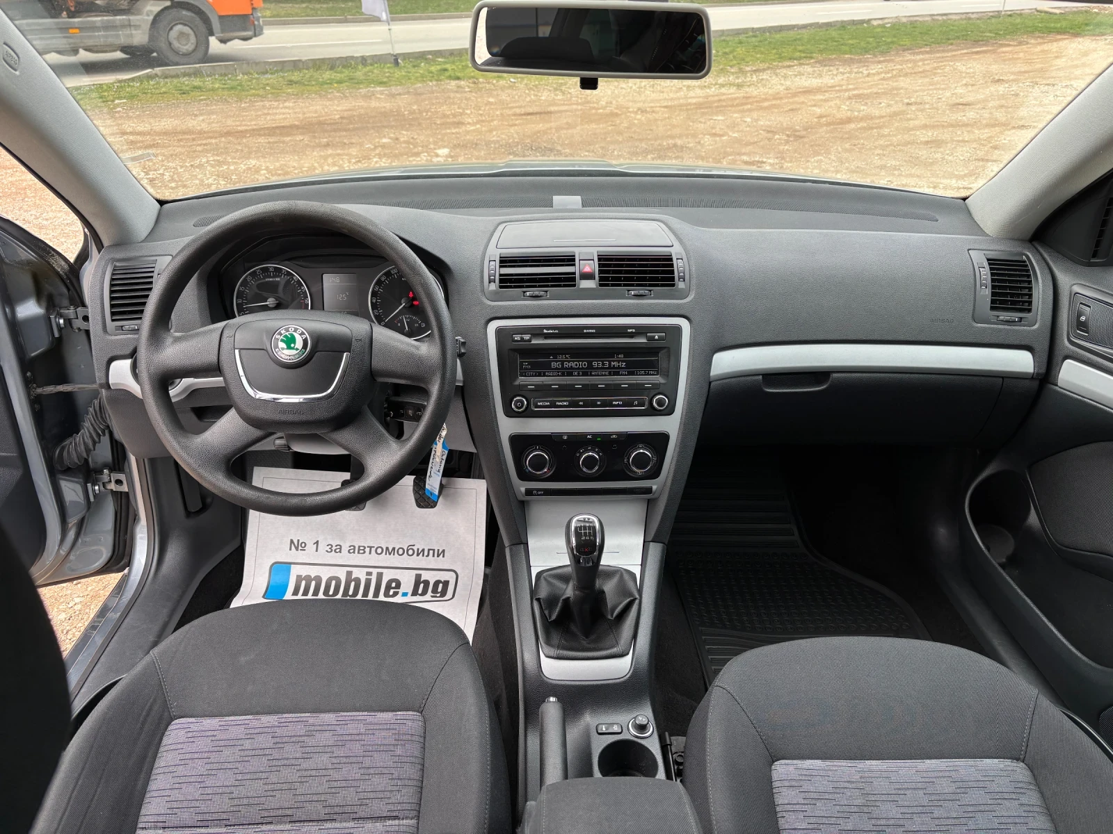 Skoda Octavia 1.6TDI 4x4, снимка 14 - Автомобили и джипове - 54039171