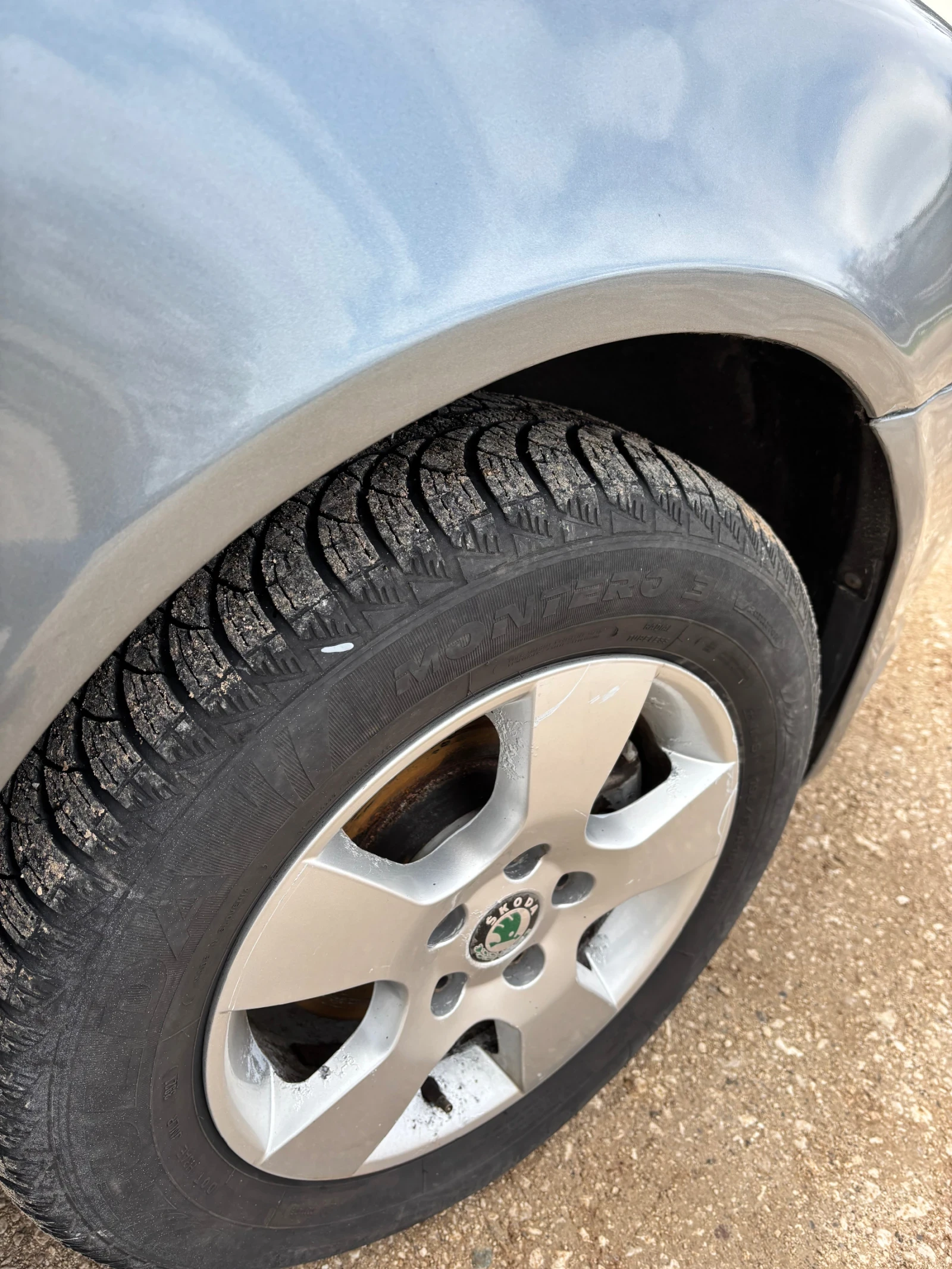 Skoda Octavia 1.6TDI 4x4, снимка 17 - Автомобили и джипове - 54039171