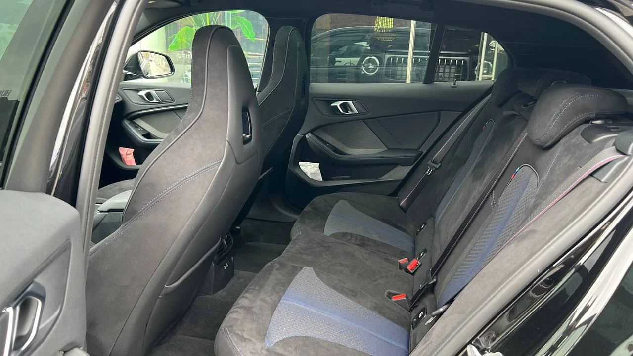 BMW M135 xDrive = MGT Select 2 = , снимка 14 - Автомобили и джипове - 54041201