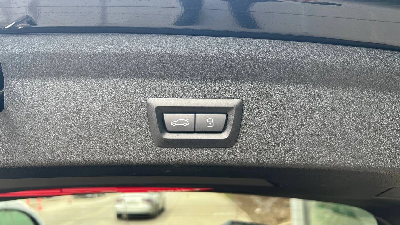 BMW M135 xDrive = MGT Select 2 = , снимка 17 - Автомобили и джипове - 54041201