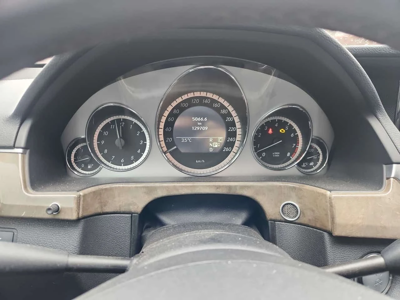 Mercedes-Benz E 500, снимка 8 - Автомобили и джипове - 54563475