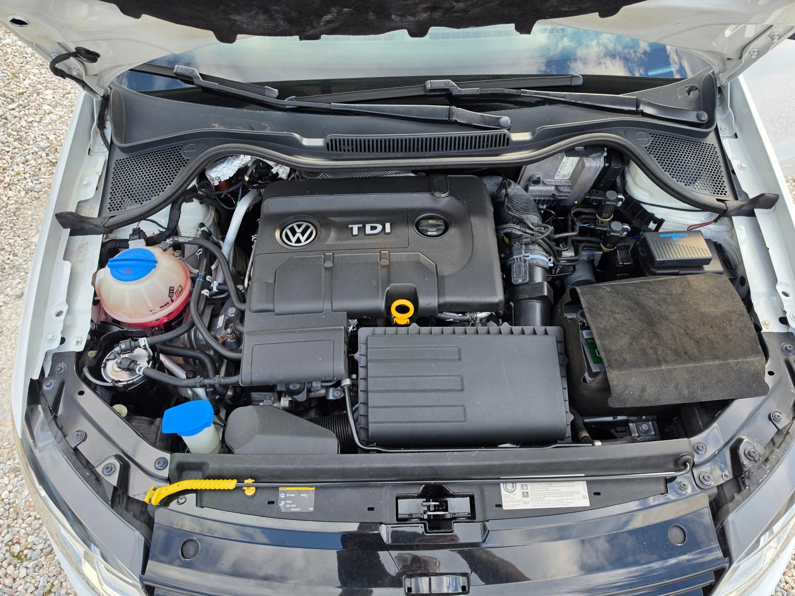 VW Polo 1.4TDI LOUNGE, снимка 15 - Автомобили и джипове - 54944165