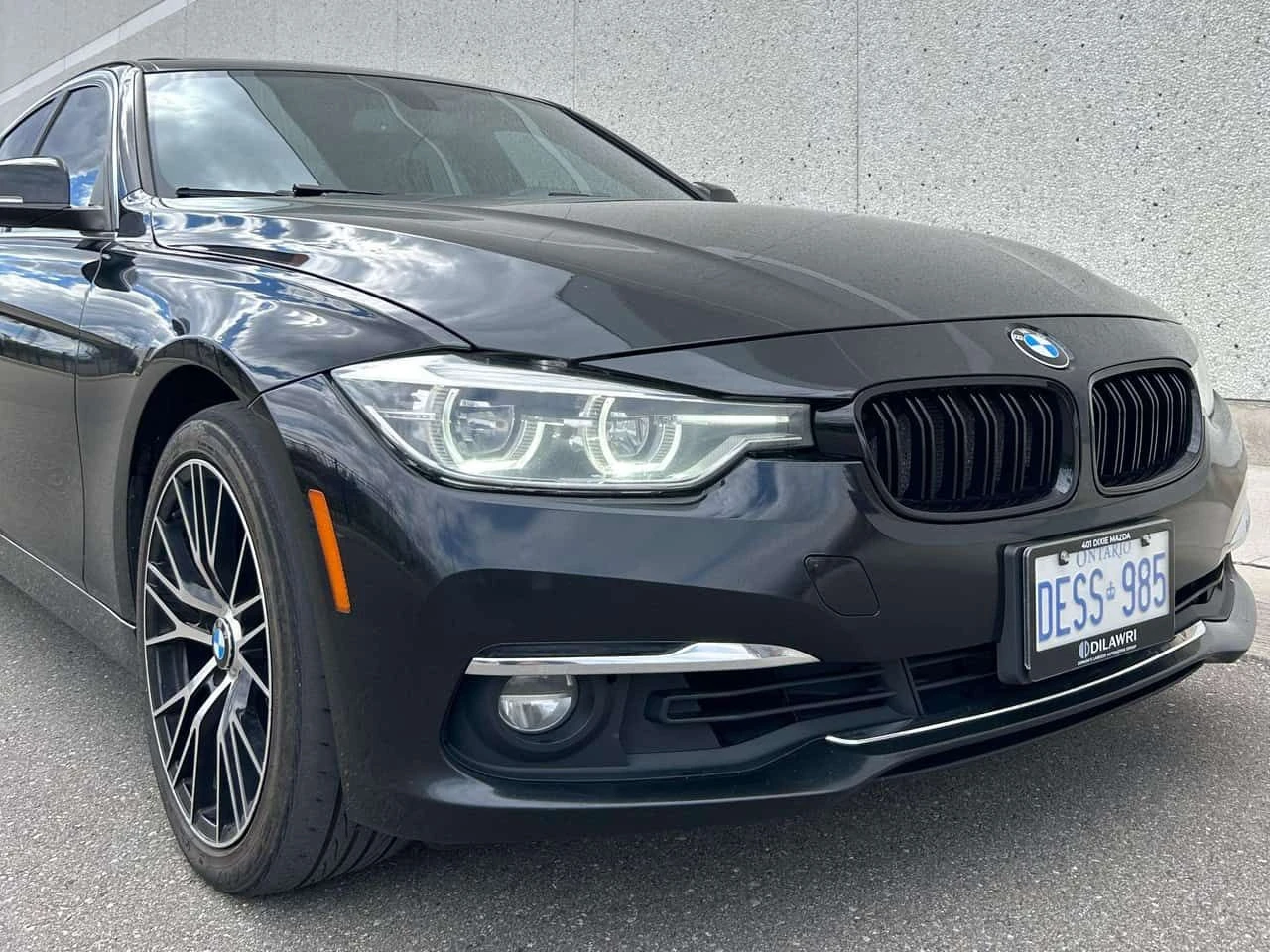 BMW 330 * BMW 330i xDrive * CARFAX * ЦЕНА ДО БГ, снимка 2 - Автомобили и джипове - 54966324