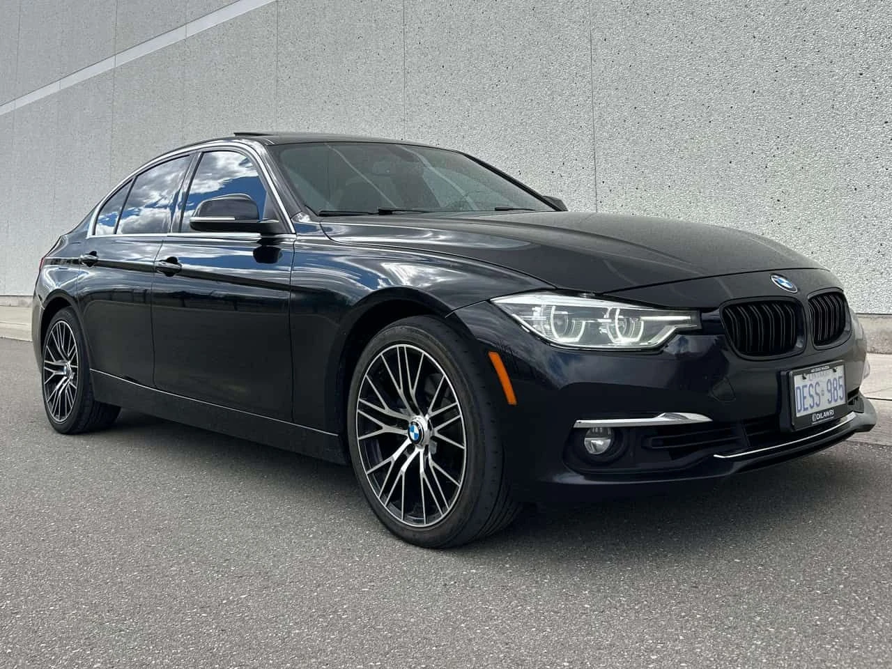 BMW 330 * BMW 330i xDrive * CARFAX * ЦЕНА ДО БГ