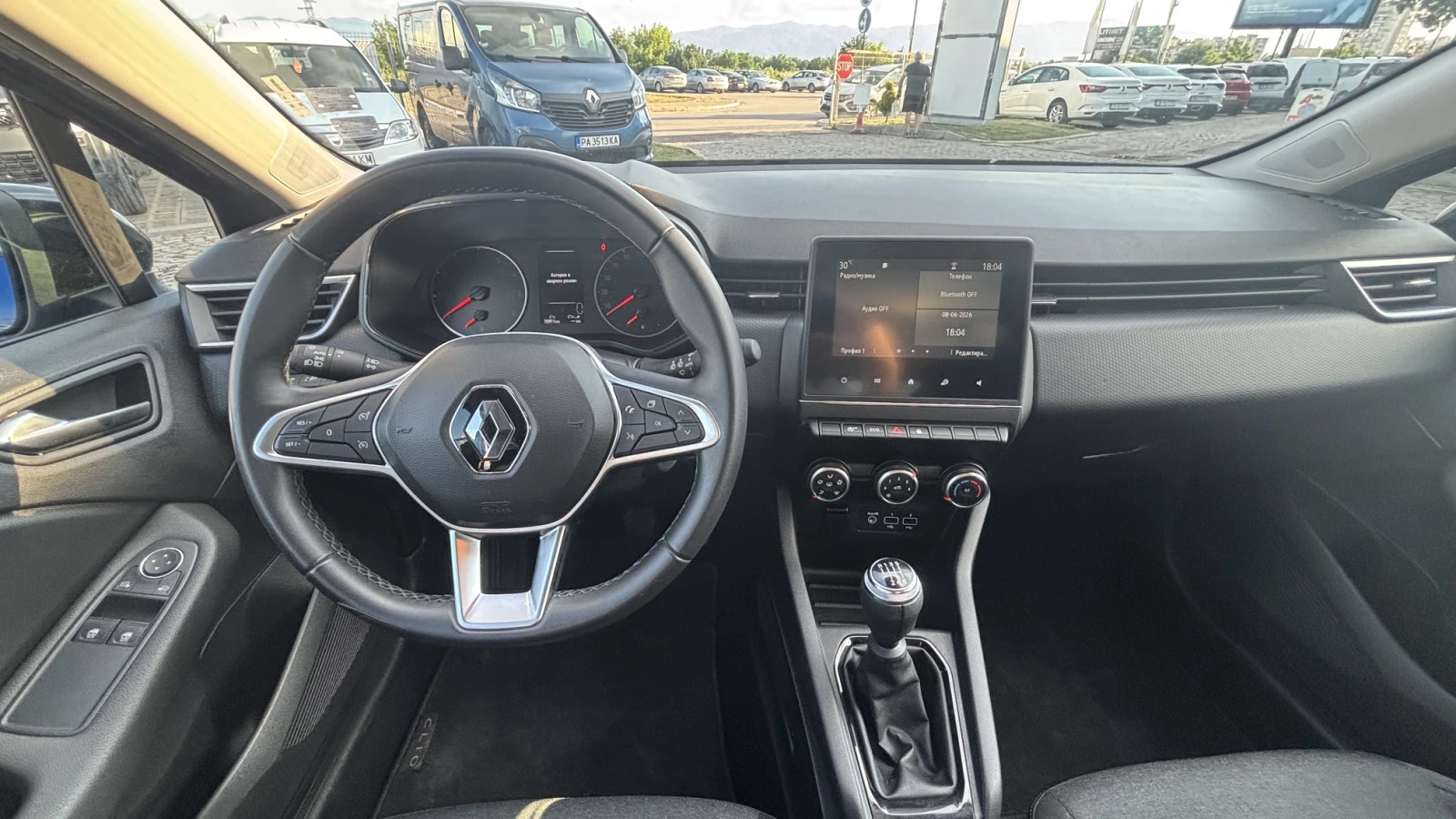 Renault Clio TCe 90 BVM, снимка 17 - Автомобили и джипове - 54969836