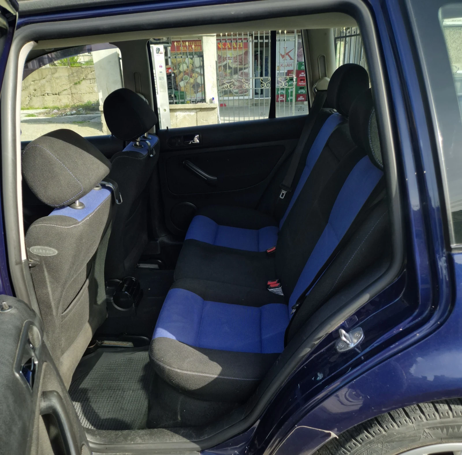 VW Golf, снимка 5 - Автомобили и джипове - 55450962