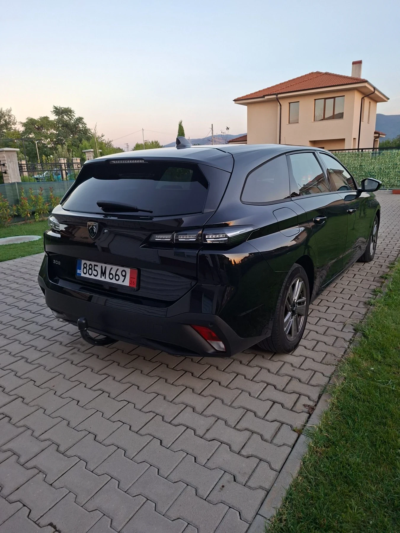 Peugeot 308 SW  Active Pac  EAT8 full service I-Cockpit , снимка 7 - Автомобили и джипове - 55987174