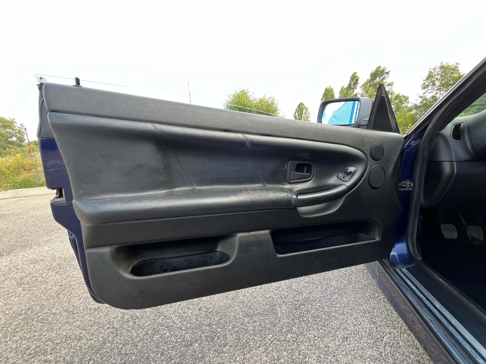 BMW 318 IS , снимка 11 - Автомобили и джипове - 55680119