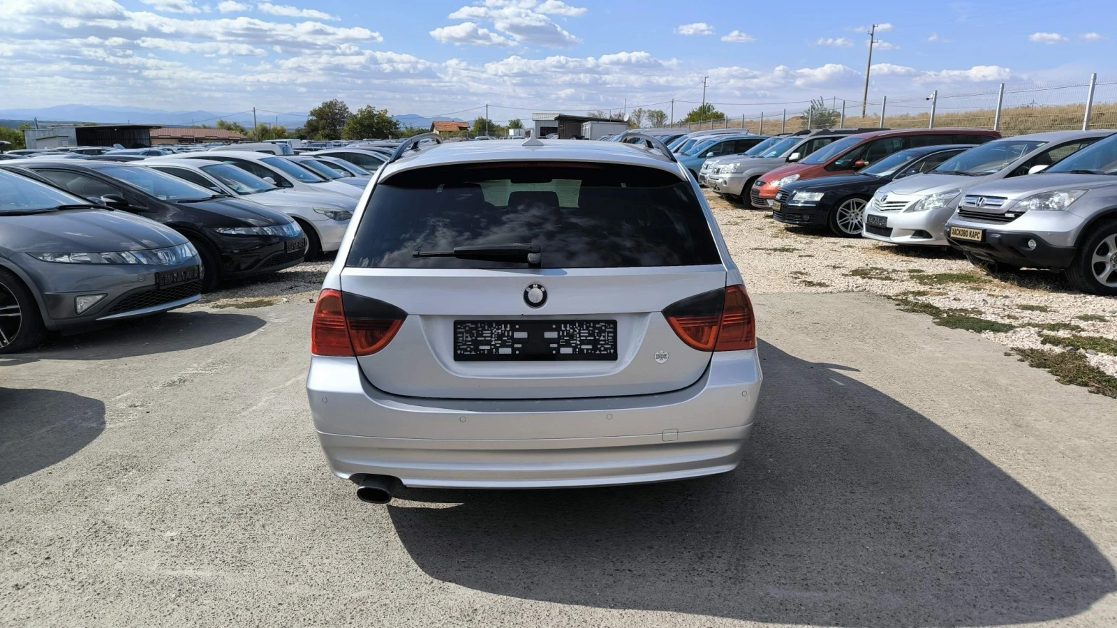 BMW 320 2.0TD, снимка 5 - Автомобили и джипове - 56337198