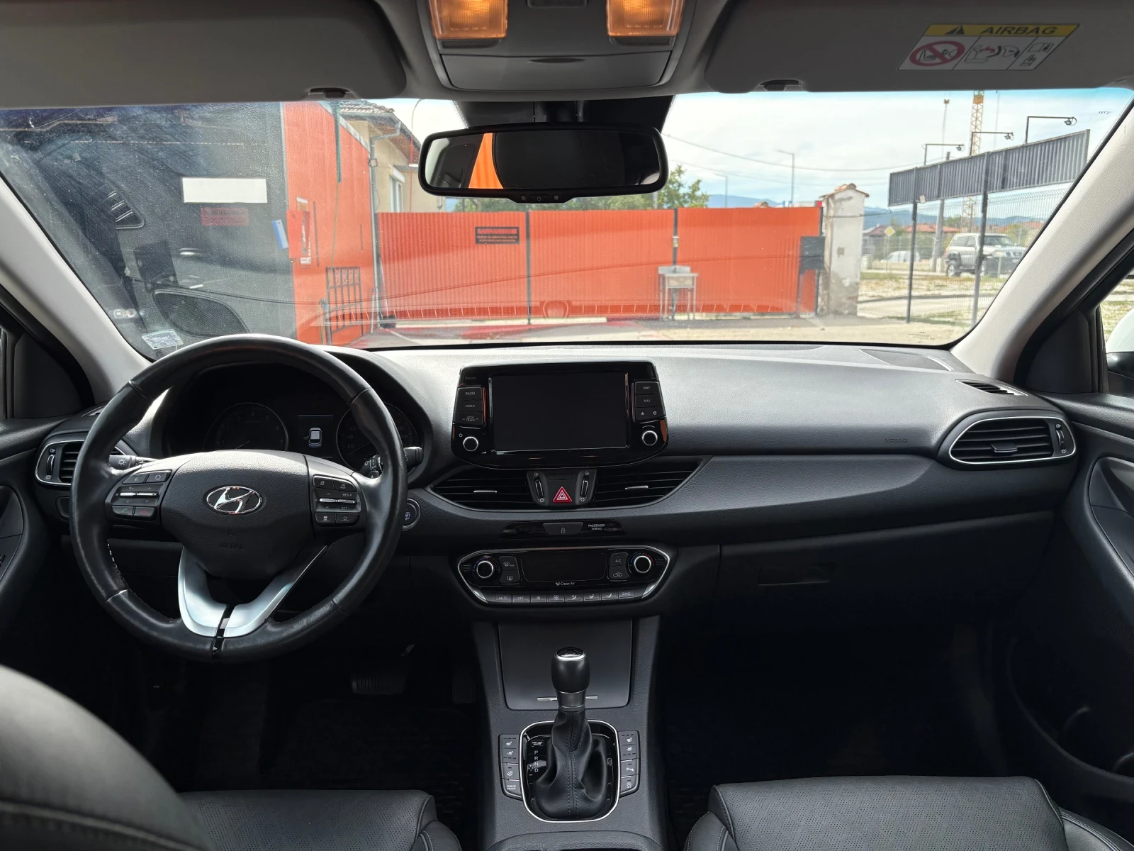 Hyundai I30 Premium , снимка 11 - Автомобили и джипове - 56725917