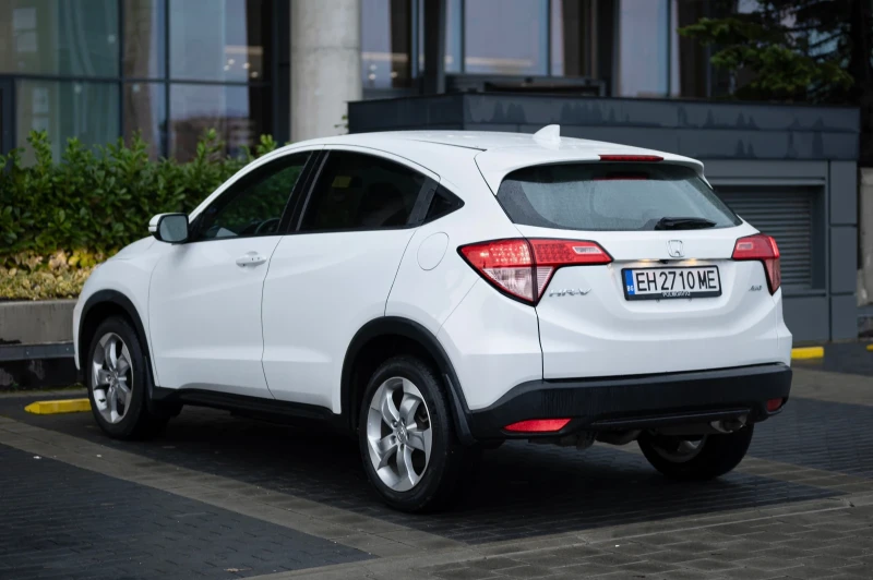 Honda Hr-v 1.8 AWD EX 4X4, снимка 4 - Автомобили и джипове - 48214179