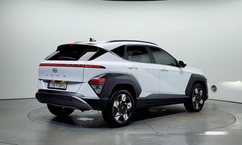 Hyundai Kona Gasoline 1.6 Turbo 2WD Premium, снимка 2 - Автомобили и джипове - 52113549